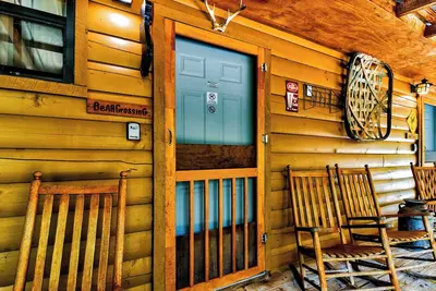Image de Bear Crossing Cabin at Ponderosa
