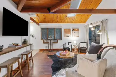 Image de Ptarmigan Village Amenities + Amenities & Minutes to Whitefish Mountain Resort!