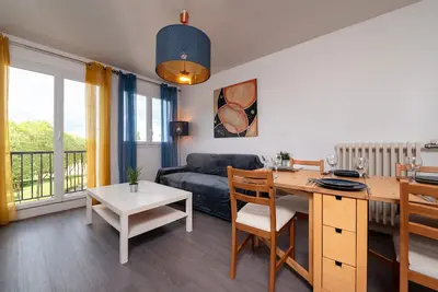 Image de Appartement 'Lm88 Centre Au Calme - Balcon' avec balcon et Wi-Fi
