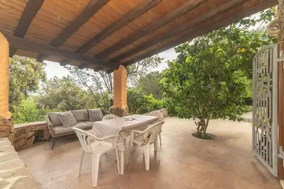 Image de Appartement 'Costa Dorata' avec terrasse privée, jardin et climatisation