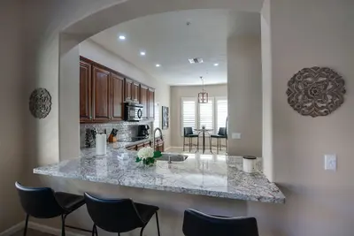 Image de Luxury 3 bedroom in gated Grayhawk community