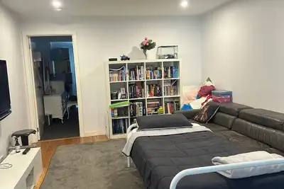 Image de Family Home for the Holidays