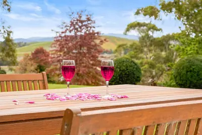 Image de Yarra Valley 2br Lux Vineyard Retreat