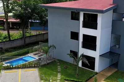 Image de New condo, 2. 8 km airport Sjo, 3 bedrooms, pool, A/C, WiFi, parking