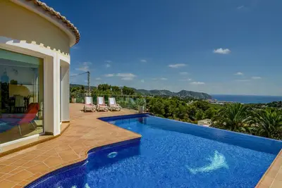 Incroyable villa avec vue sur la plage
