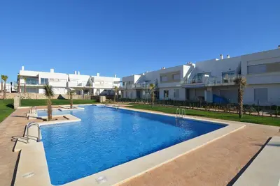 Image de Maison à Orihuela avec Piscine et Golf