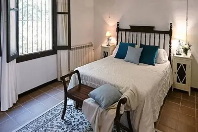 Image de Gîte à La Joya avec piscine et jardin