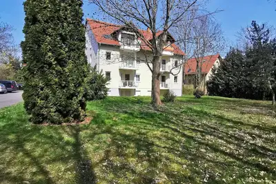 Image de Comfortable, modern accommodation with excellent connections to Leipzig.