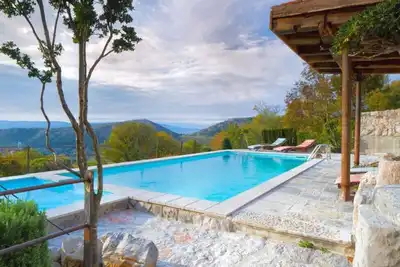 Image de House sound of nature by Villas Guide