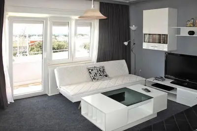 Image de Appartement pittoresque sur la côte de Rogoznica