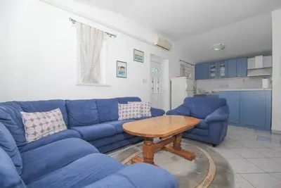 Image de Apartement de vacances près de la plage de Tribunj