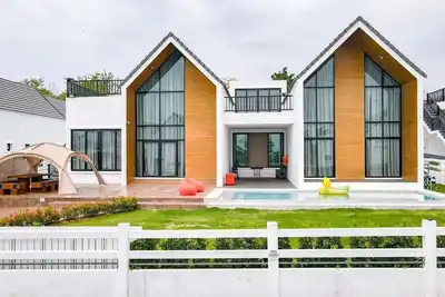 Image de Nordic style: Spacious 600 sq. m, sleeps 22 comfortably. Perfect for large groups