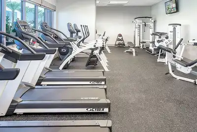 Image de 2br/2ba Vegas Retreat w/ 4 Beds