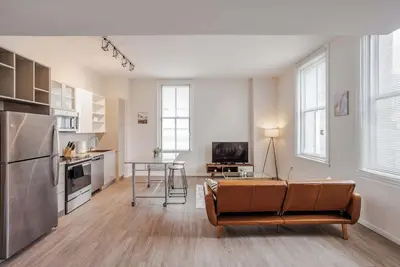 Image de CozySuites Sky Central #18