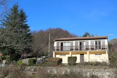 Image de Maison à Barnas (07330) au pied de la rivière et de la baignade