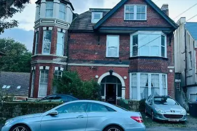 Image de Newly refurbished two bedrooms flat