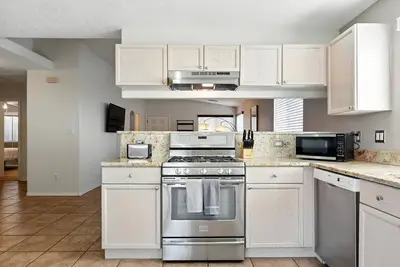 Image de Welcome to The Balloon Bungalow