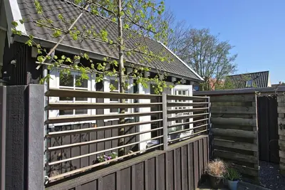 Image de Belle maison de vacances privée pour 2 personnes avec Wifi, Tv, patio et parking