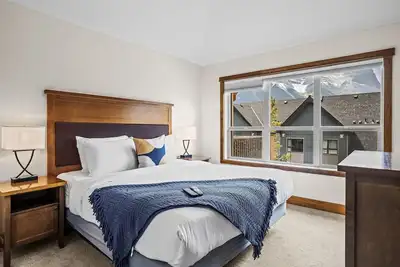 Image de Peaks n' Patio - 3 Bedroom Apartment | Outdoor Hot Tub