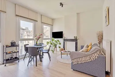 Image de Fresh renovated 1br apartment @ Trendy south area