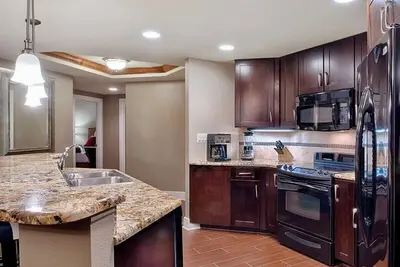 Image de 2br/2ba Oxon Hill Apartment 4 Beds