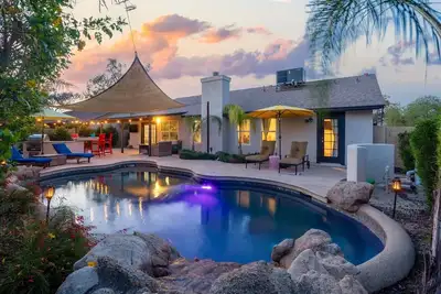 Image de Desert Ridge Oasis | Newly Renovated, Entertainer's Dream w/ Pool & Spa