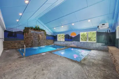 Image de Coming June 2025! Game Point Getaway! Loaded with fun and sleeps 26!