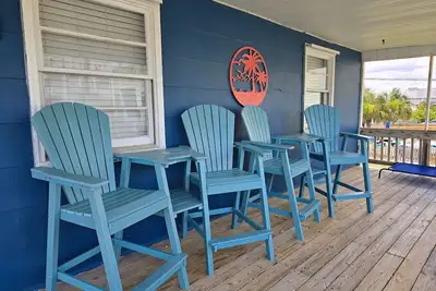 Image de High Tide at Coral Reef - Upper 3-bedroom/1 Bath town-home Sleeps 7 w/Linens!