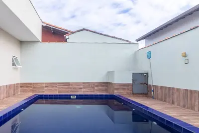 Image de Casa em Peruíbe a 250m da Praia com Piscina