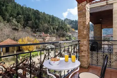 Image de Jacuzzi Villa Nena - Traditional Cottage with outdoors Jacuzzi 15Km from Chania
