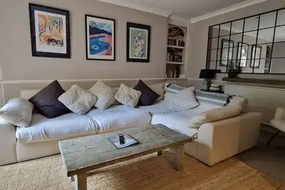 Image de Appartement-Moderne-Salle de bain privée séparée