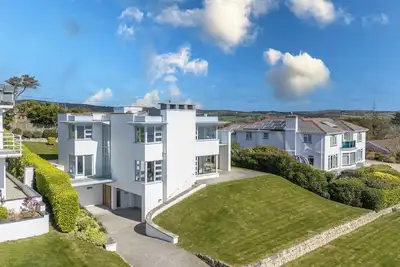 Image de Modern, panoramic sea views near Charlestown & Fowey