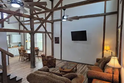 Spacious 5-bedroom house in fantastic Cadiz with Ac, WiFi