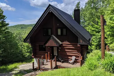 Image de Cote Nord Tremblant Cozy Pet friendly Cottage A/C Spa, lake access, pool, tennis