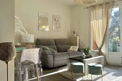 Image de Aix centre ville, grand appartement, confort maximum, clim, parking gratuit