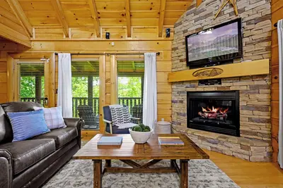 Image de Eastern Escape-Relaxing Getaway-Gated, Pools, Mini-Golf, Pool Table, & Air Hockey