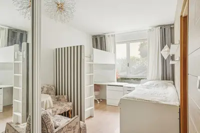 Image de Place Victor Hugo - Mesnil 1ch by B'Your Home