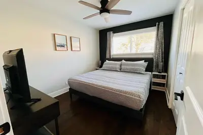 Image de Daydream: Spacious 5br-2ba- Newly Remodeled!