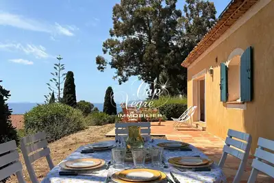 Image de Villa 8 pers classée 4 étoiles vue mer à 150m de la plage du Rayol