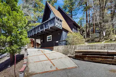 Image de Serene Boho A-Frame w/ Wood Stove and Expansive Deck - Close to Hiking & Skiing