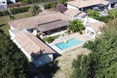 Image de Fabuleuse villa de 320m2 aux portes de Hossegor 6 suites Piscine Spa Pool-house