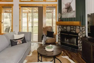 Image de Luxury Chalet + Arcade  3brd Dogs Ok