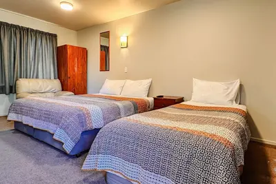 Image de Central Christchurch Twin Studio with Full Kitchen
