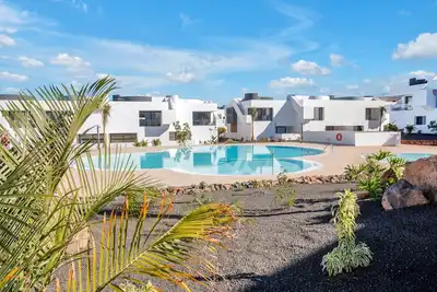 Image de Vacances 'Casilla' avec vue sur les montagnes, piscine partagée et Wi-Fi