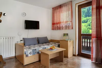 Image de Appartement 'Trilocale 1' avec jardin partagé, balcon et Wi-Fi