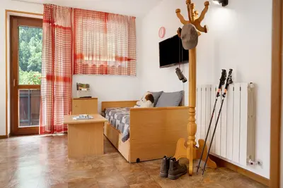 Image de Appartement \"Trilocale 2\" avec jardin partagé, balcon et Wi-Fi