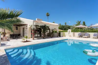 Image de Casa Isola - Villa confortable et récemment rénovée avec piscine
