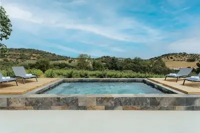 Image de Maison de campagne \"Arinto\" avec vue sur la montagne, Wi-Fi et climatisation