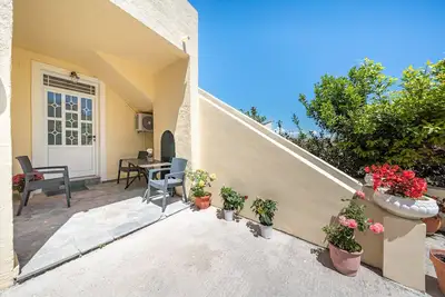 Image de Appartement 'Margarita Kaizer Bridge2' avec jardin privé, Wi-Fi et climatisation