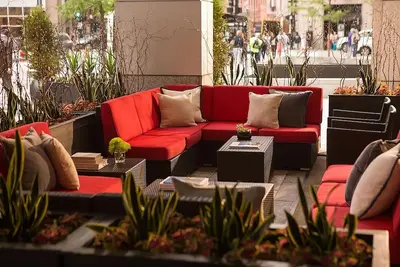 Image de Look No Further! 2 Stylish King Units! Pet-Friendly, Walk to Riverwalk & Dining